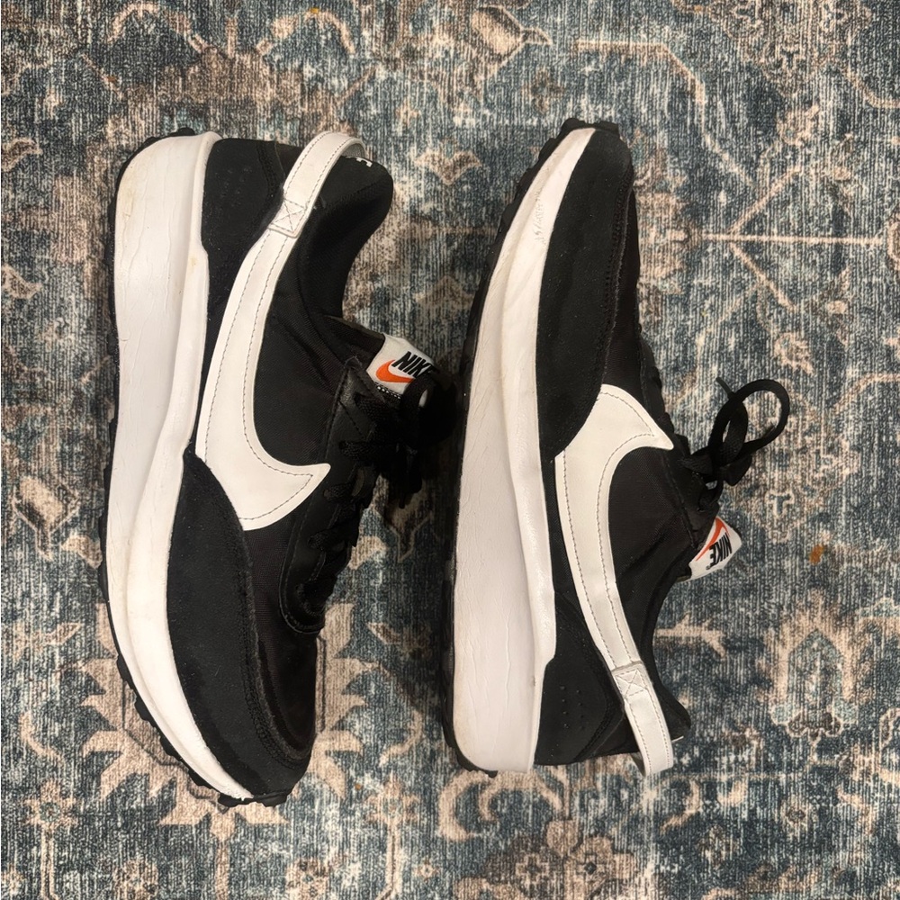 Nike Waffle Debut men’s sneakers